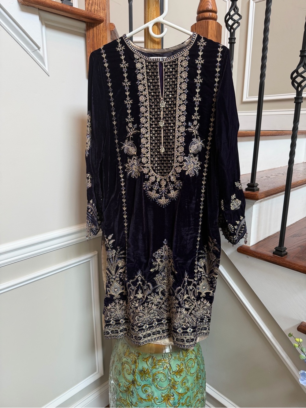 Embroidered Velvet Women Kurta in Deep Navy with Gold Threadwork